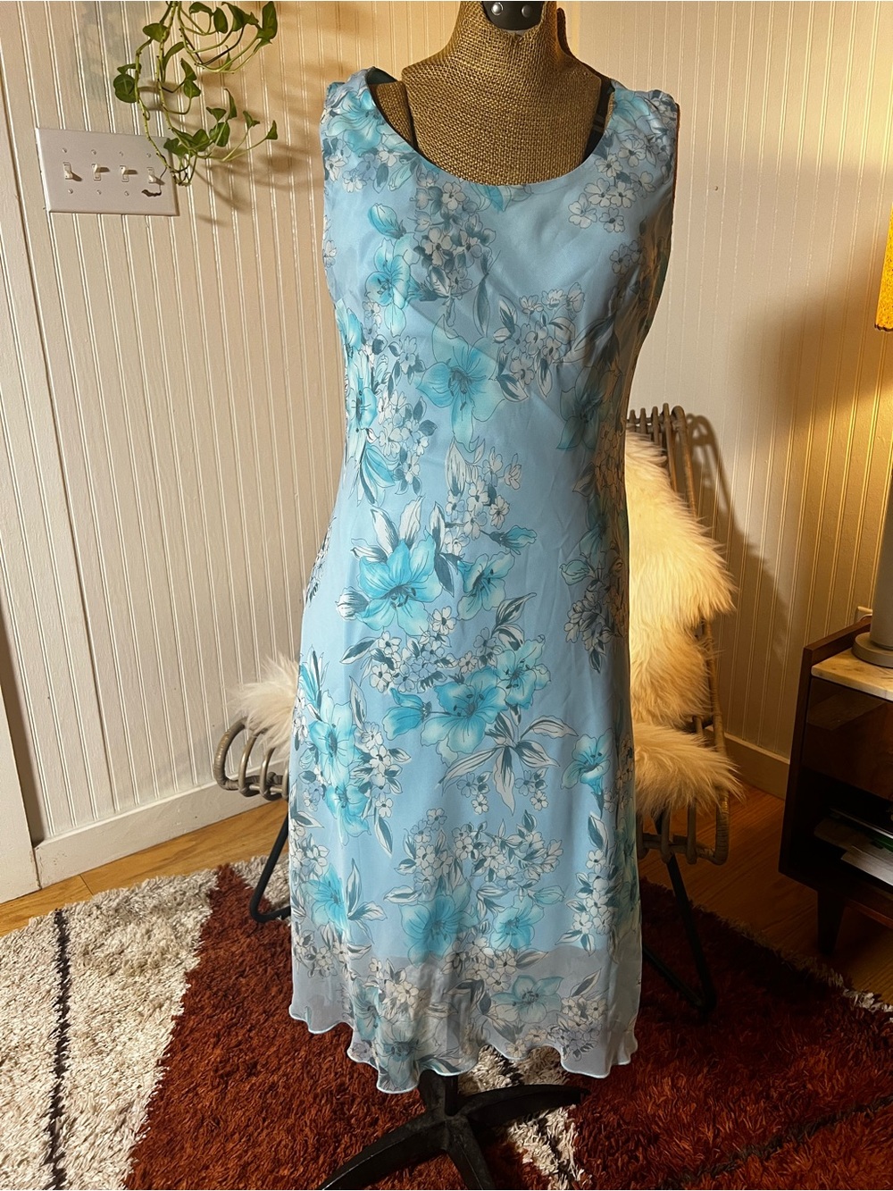 Light Blue VTG Meghan Matthews Floral Sleeveless Dress